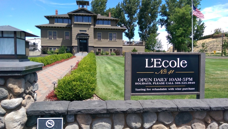 We had to stop at the L'Ecole No. 41 tasting room, which is located in an old school-house